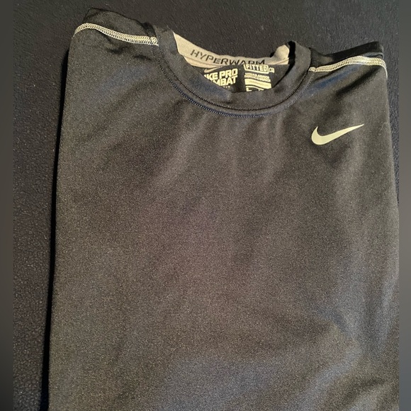 Mike Base layer - Picture 2 of 5